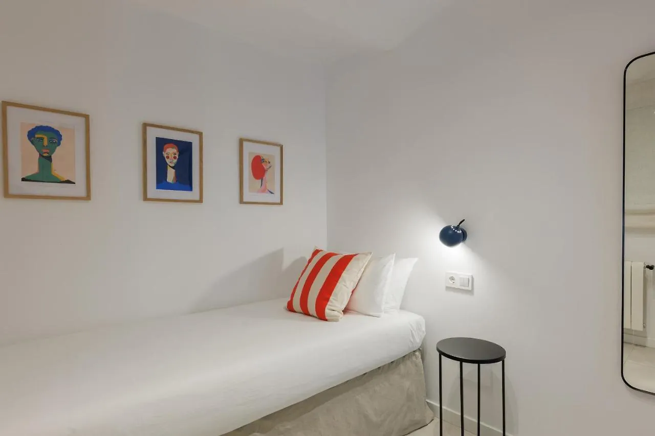 Stylish Apartment Near Placa Espana Barcelona