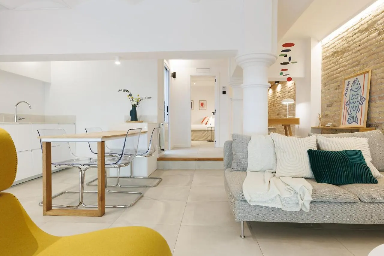 Stylish Apartment Near Placa Espana Barcelona
