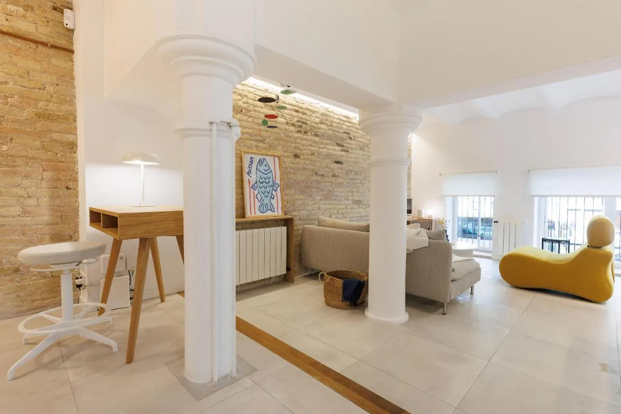 Stylish Apartment Near Placa Espana Barcelona